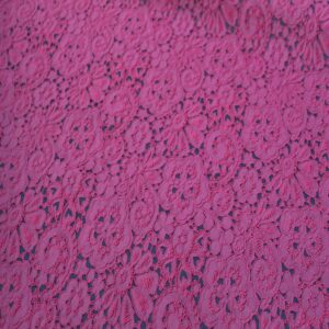 Μπροκάρ με λουλούδι ανάγλυφο φάρδος 1.50